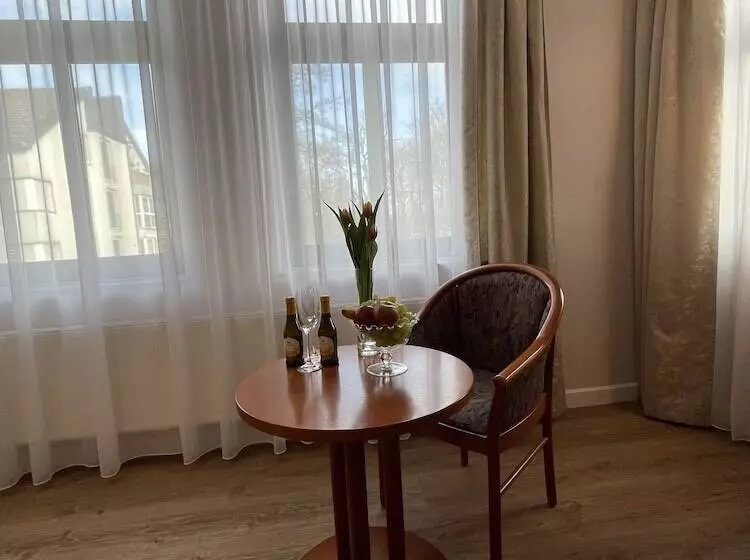 酒店 Kolossos Düsseldorf   Neuss