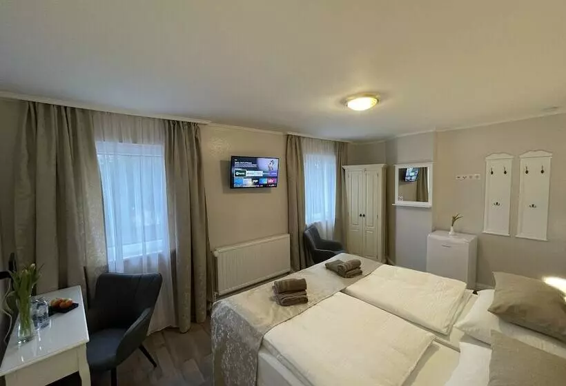 酒店 Kolossos Düsseldorf   Neuss