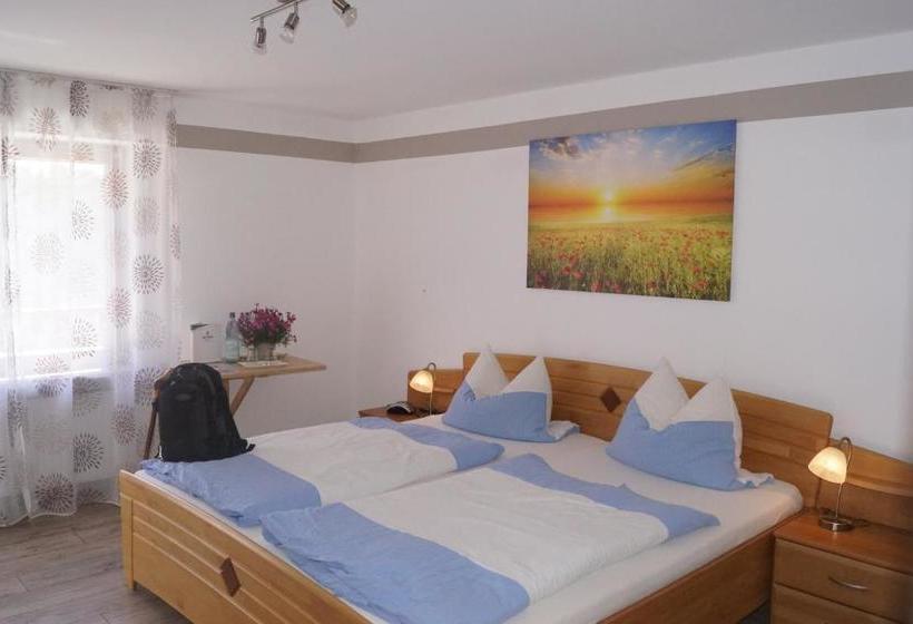 호텔 Landgasthof Zum Adler