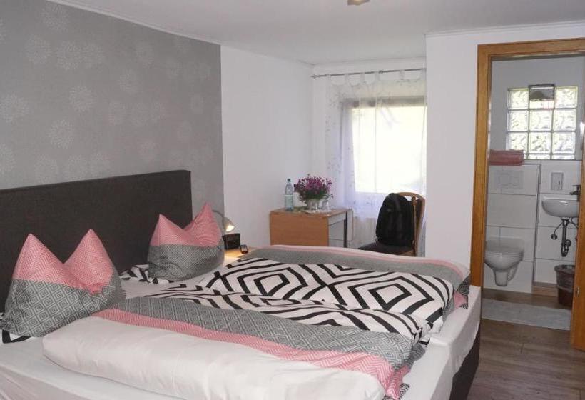 호텔 Landgasthof Zum Adler