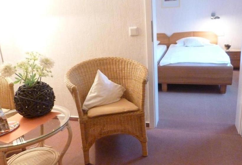 ホテル Pension Haus Holtdirk