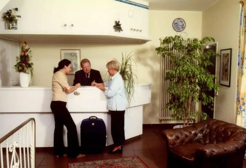 ホテル Schünemann