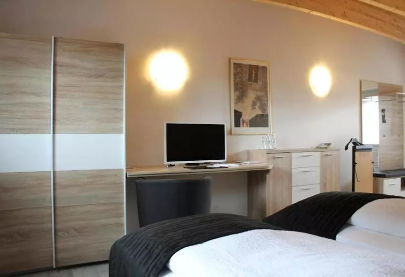 호텔 Restaurant Haus Berger