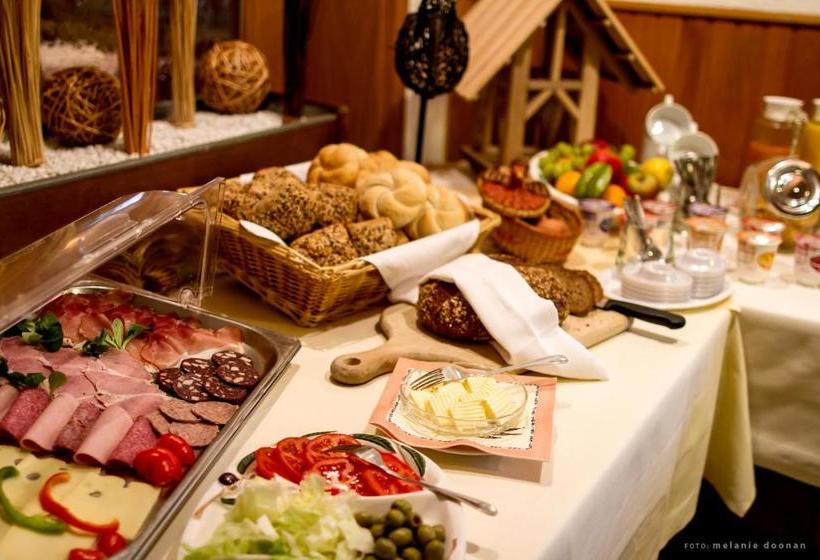 ホテル Restaurant Haus Berger