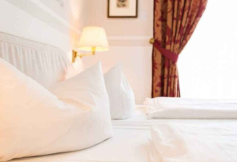 فندق Schloss Storkau