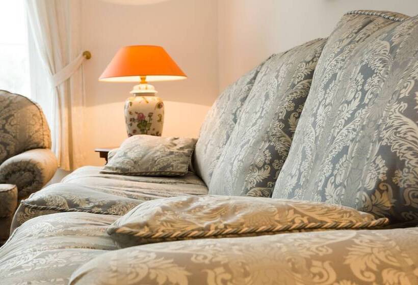 فندق Schloss Storkau