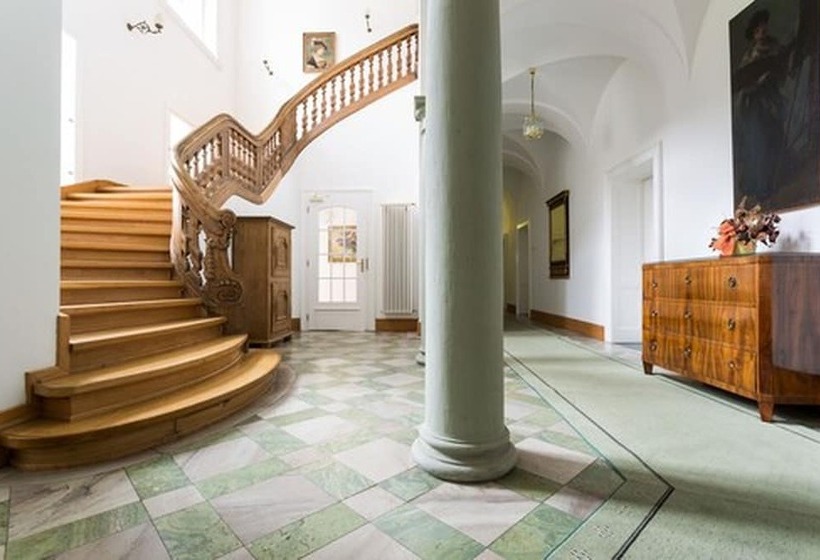 فندق Schloss Storkau