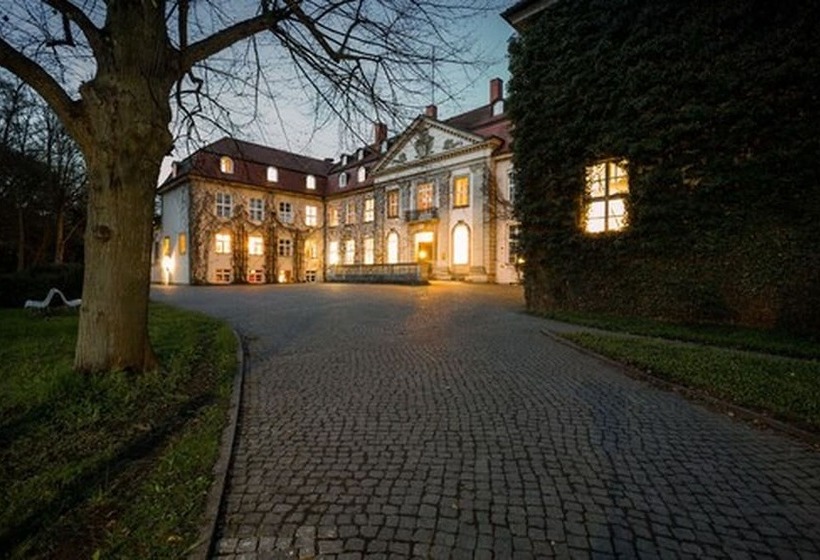فندق Schloss Storkau