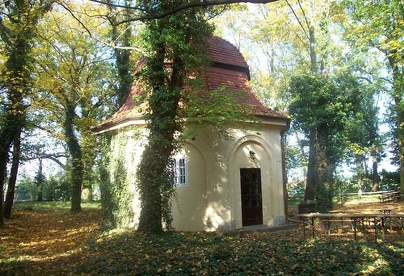 فندق Schloss Storkau