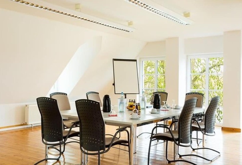 فندق Schloss Storkau