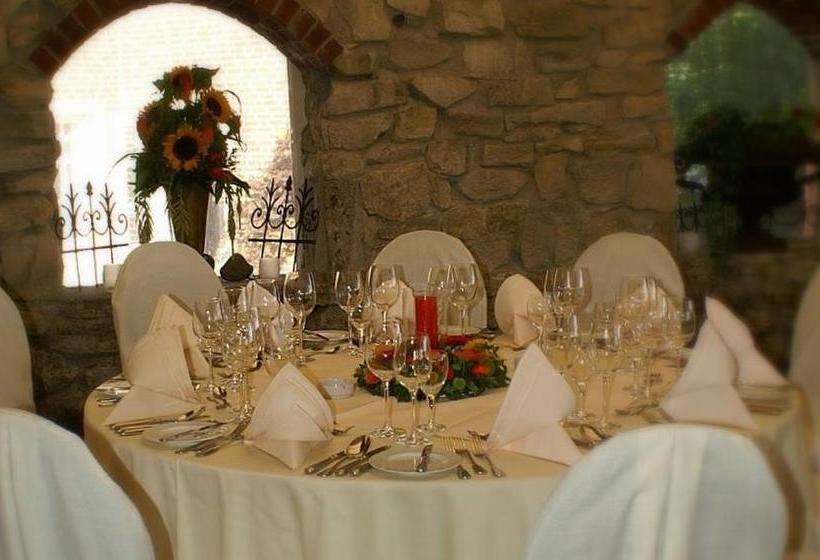 ホテル Und Restaurant Steverburg