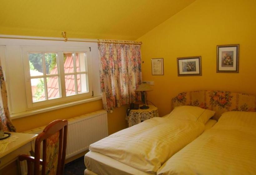 ホテル Und Restaurant Steverburg