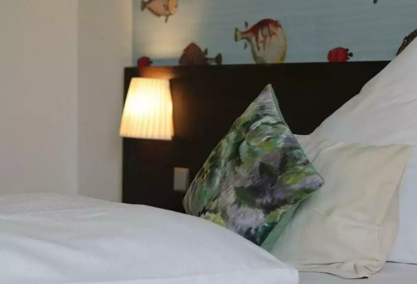 Отель Thuns Dorfkrug