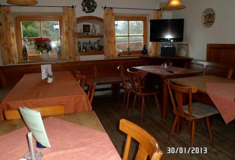 بنسيون Berggasthaus Kraxenberger