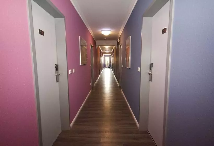 پانسیون Gastehaus Bavaria