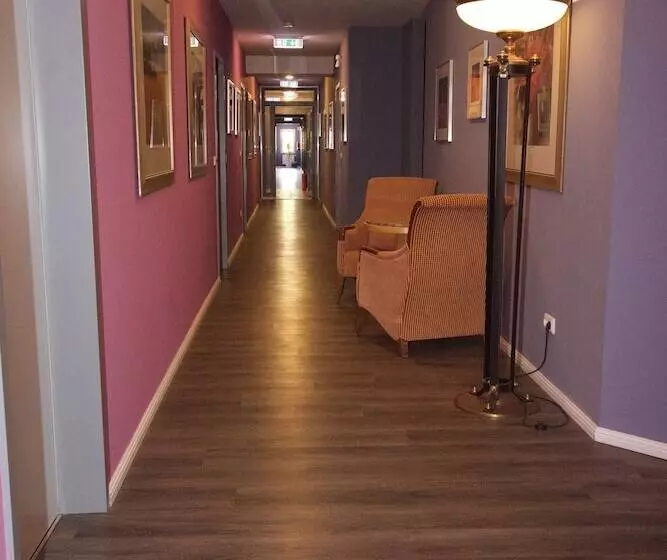 پانسیون Gastehaus Bavaria