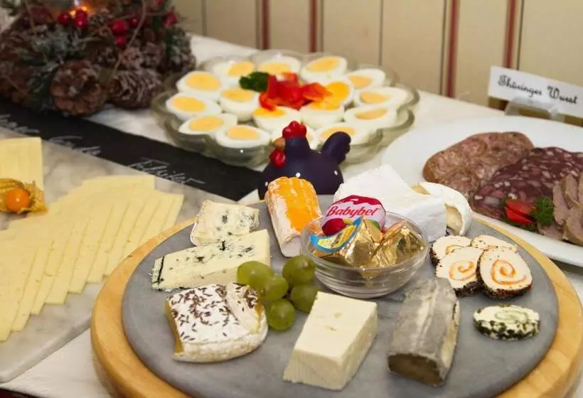 Bed and Breakfast Pension Am Dom