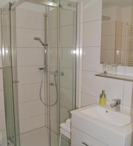 مبيت وإفطار Pension Am Dom