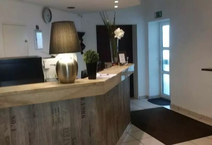 Отель Am Stadion