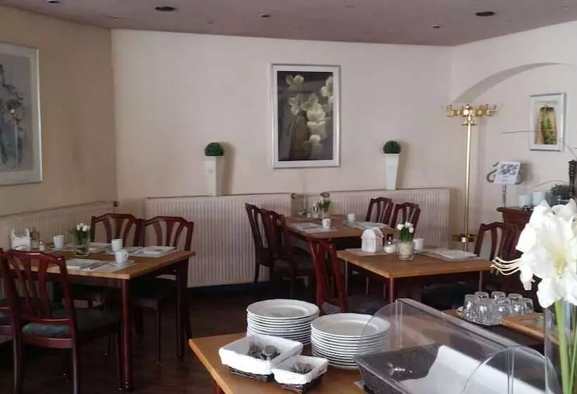 Отель Am Stadion