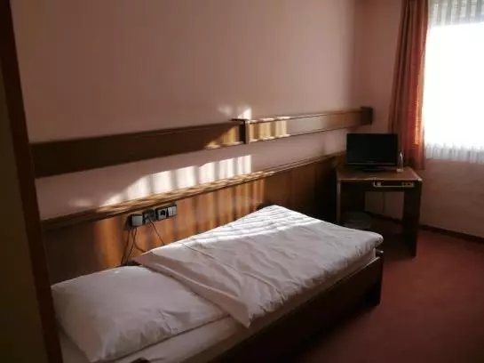 فندق Deutsche Eiche Northeim