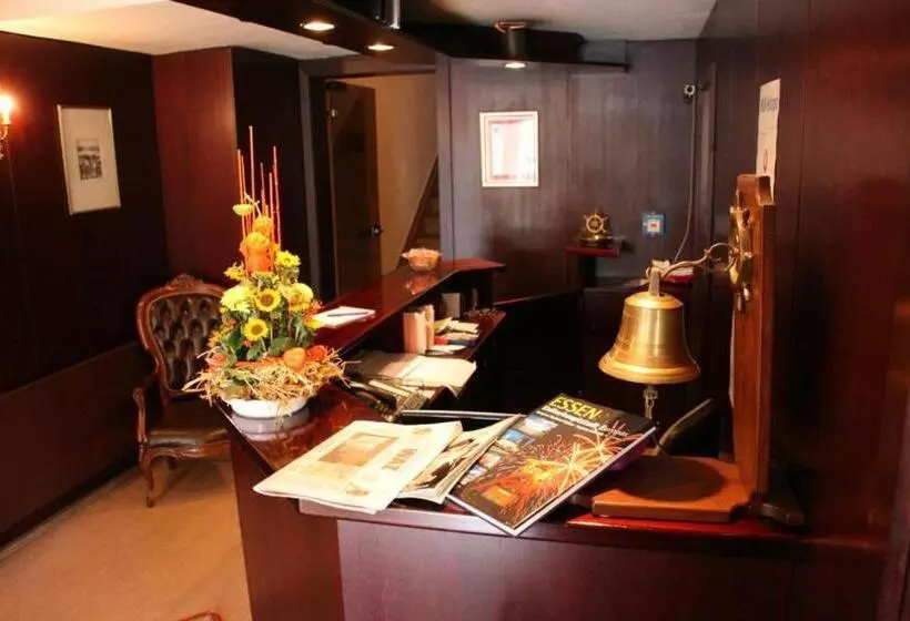 בית מלון כפרי Diening