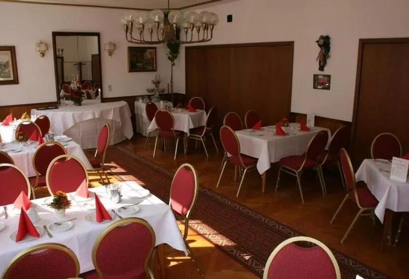 בית מלון כפרי Diening