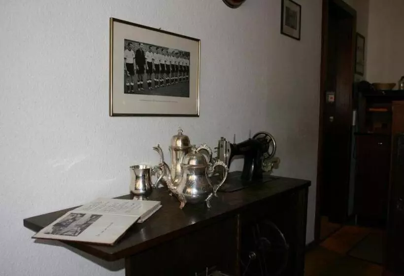 בית מלון כפרי Diening