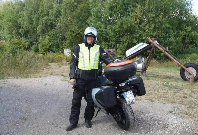 Отель Drei Rosen Ohg Regina & Hans   Peter Faßbinder