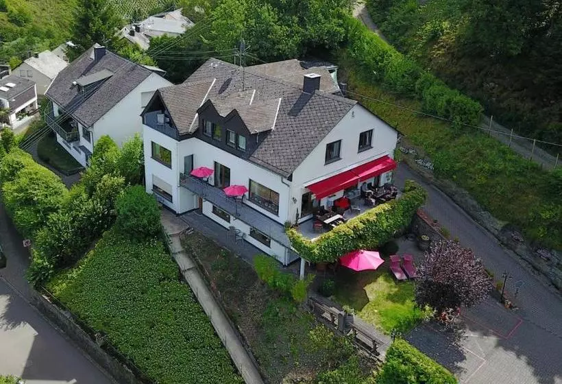 ホテル Haus Grünewald