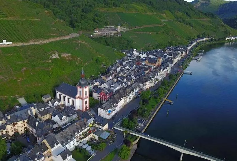 ホテル Haus Grünewald