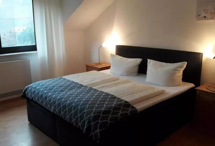 ホテル Haus Grünewald