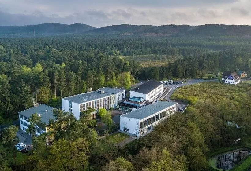 ホテル Bildungs  Und Tagungshaus Haus Neuland