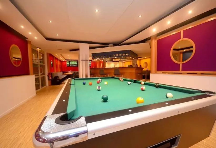 ホテル Bildungs  Und Tagungshaus Haus Neuland