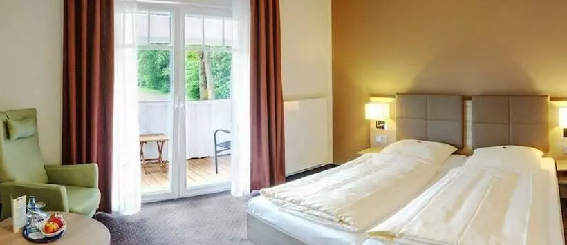 فندق Landgasthof Zum Grünen Walde