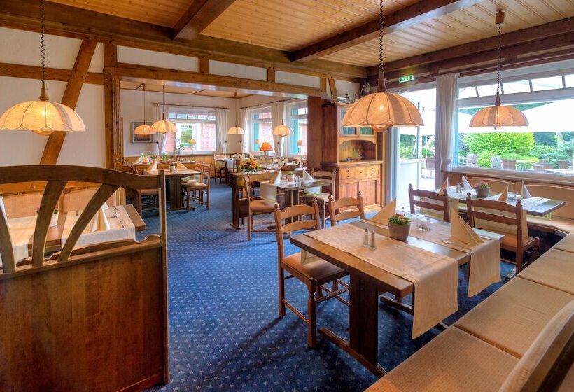 فندق Landgasthof Zum Grünen Walde