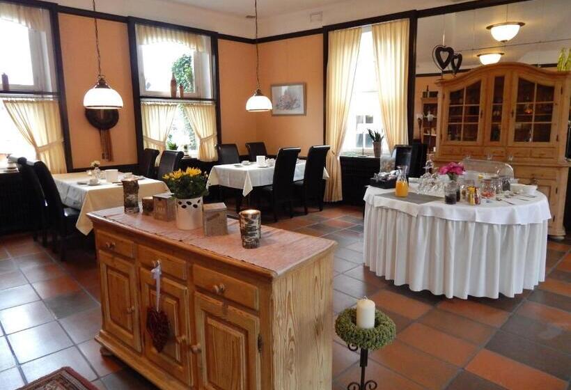 Отель Landhaus Lindenbusch