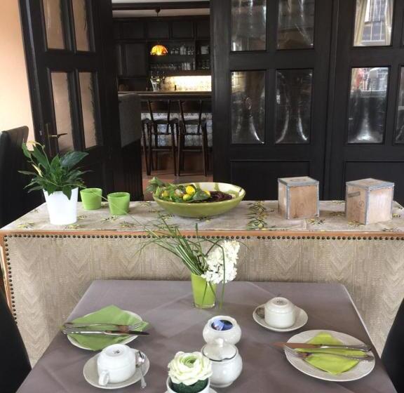 Отель Landhaus Lindenbusch