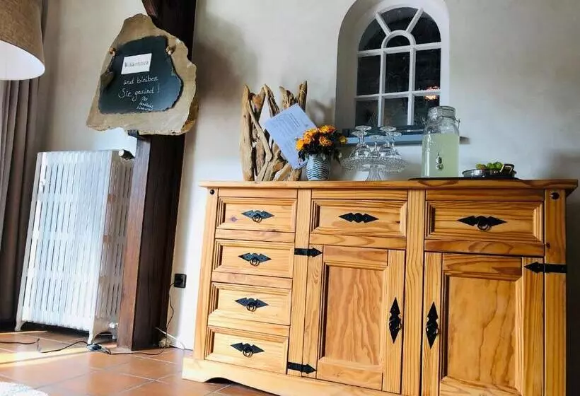 Отель Landhaus Lindenbusch