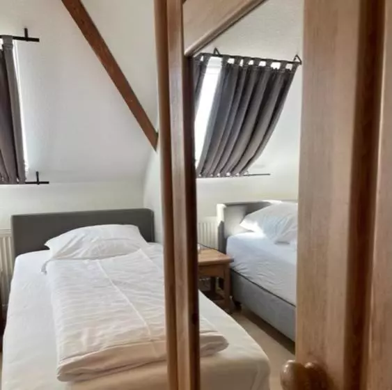 Отель Landhaus Lindenbusch