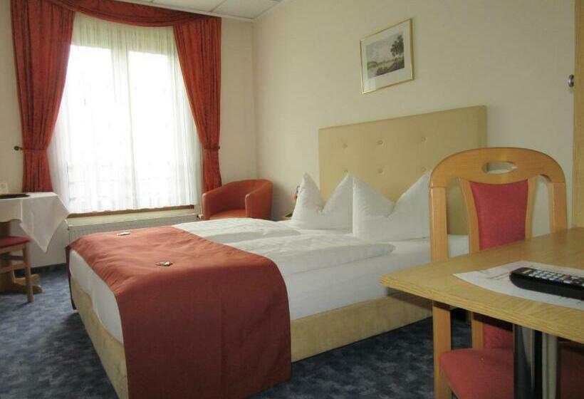 Отель Lindenhof