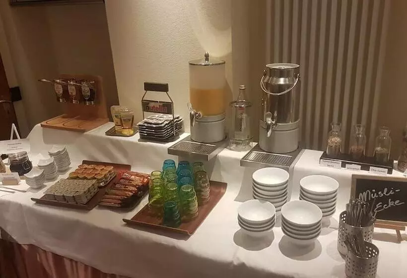 酒店 Restaurant Rothkopf