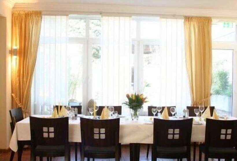 酒店 Restaurant Rothkopf