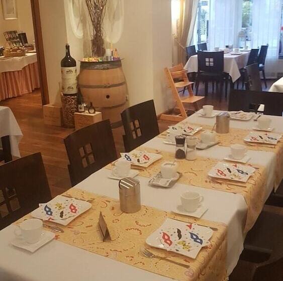 酒店 Restaurant Rothkopf