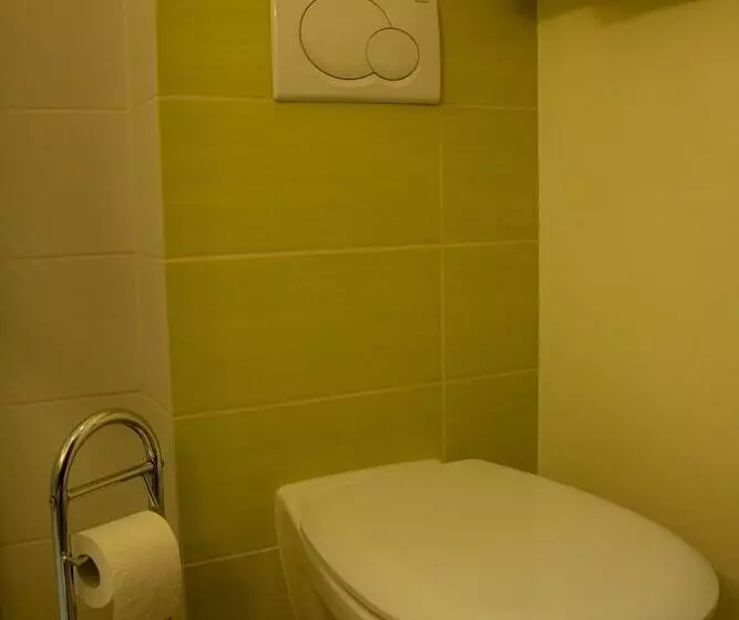 酒店 Restaurant Rothkopf