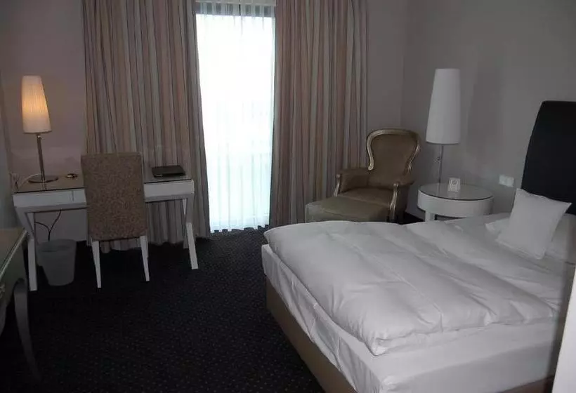 호텔 & Restaurant Schönau