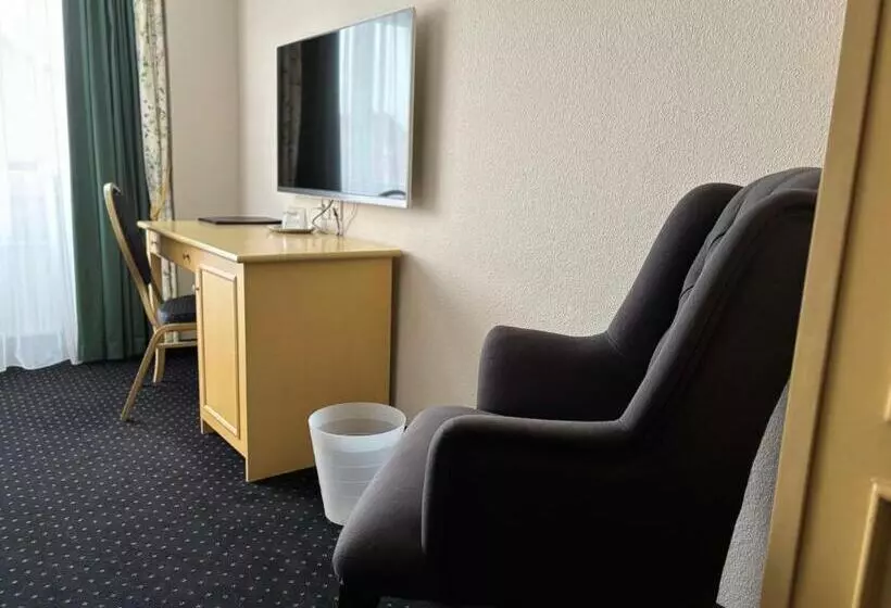 호텔 & Restaurant Schönau