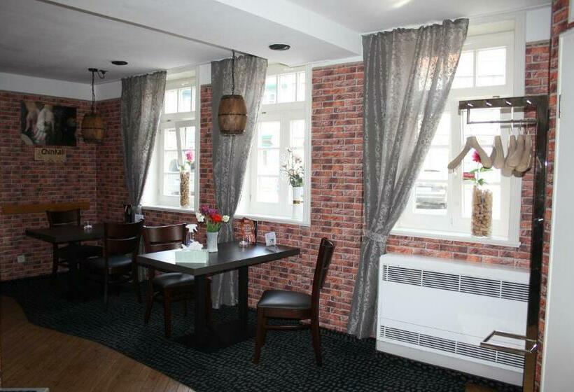 فندق & Restaurant Aragwi