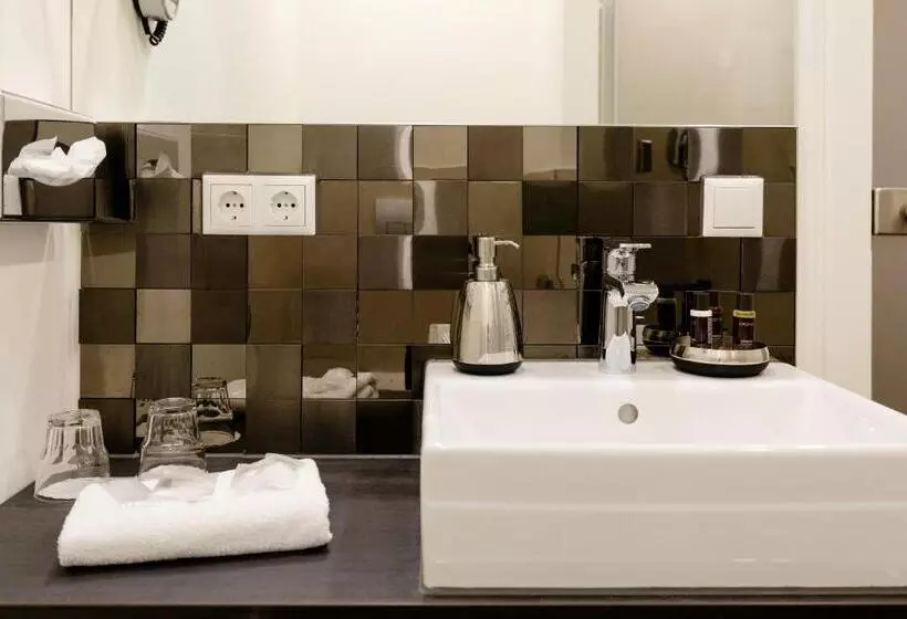 هتل Restaurant Zwergschlösschen