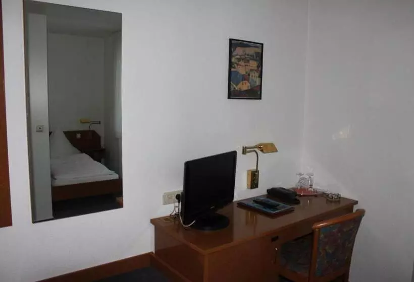 Отель Roemerstein